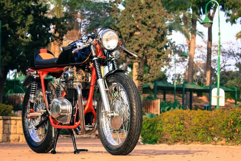 Honda CB 350 Cafe Racer