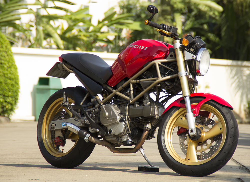 Ducati Monster 1300