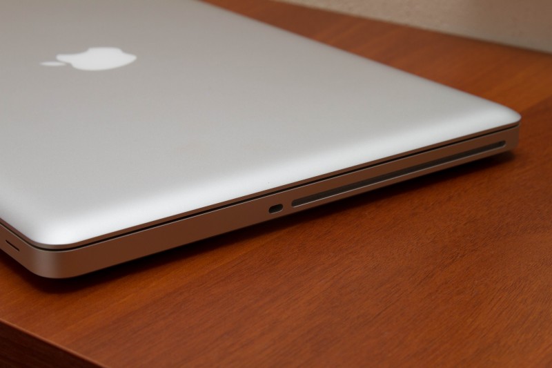 apple macbook pro md104 review of literature